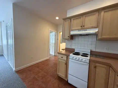 118 Vt Route 30 Newfane VT 05345