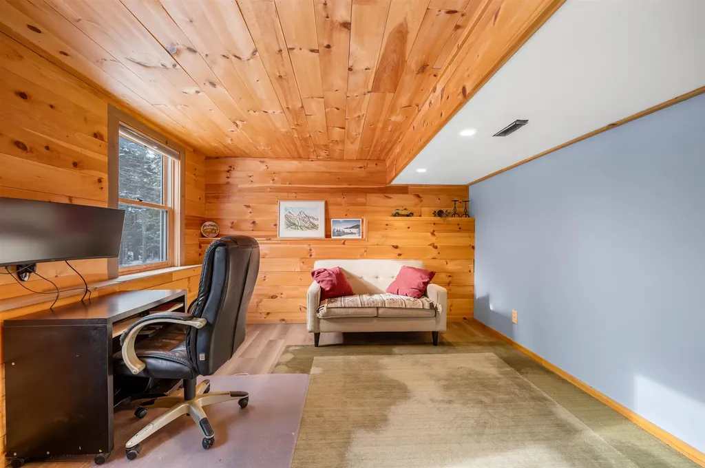 1054 Stowe Hollow Road Stowe VT 05672