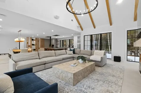 113 Linden Street Exeter NH 03833