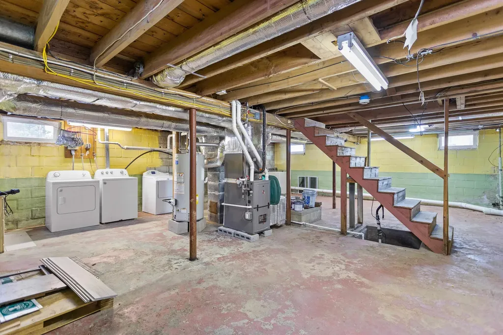 6 Ruth Lane Hampton NH 03842