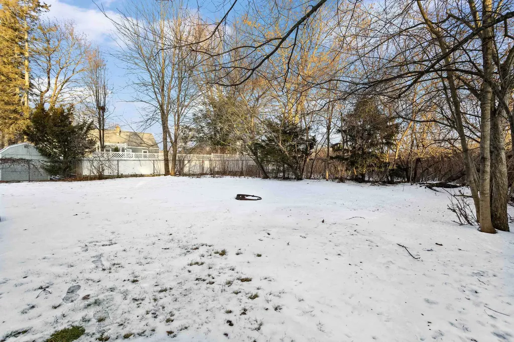 6 Ruth Lane Hampton NH 03842