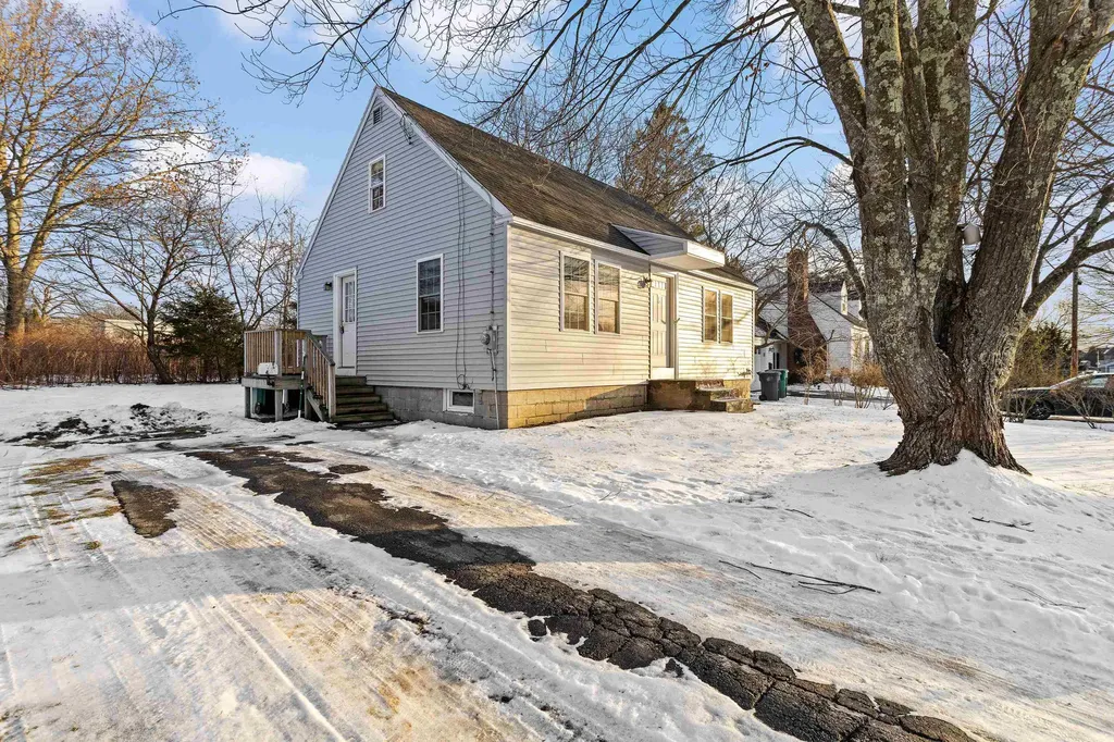 6 Ruth Lane Hampton NH 03842