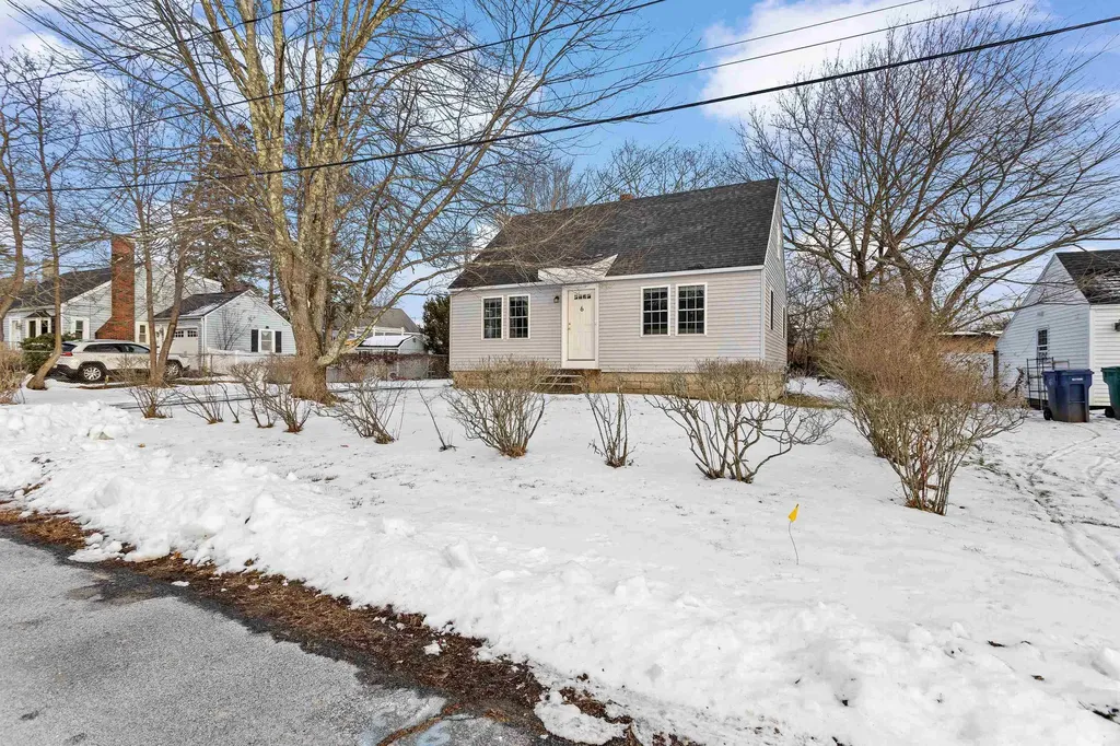 6 Ruth Lane Hampton NH 03842