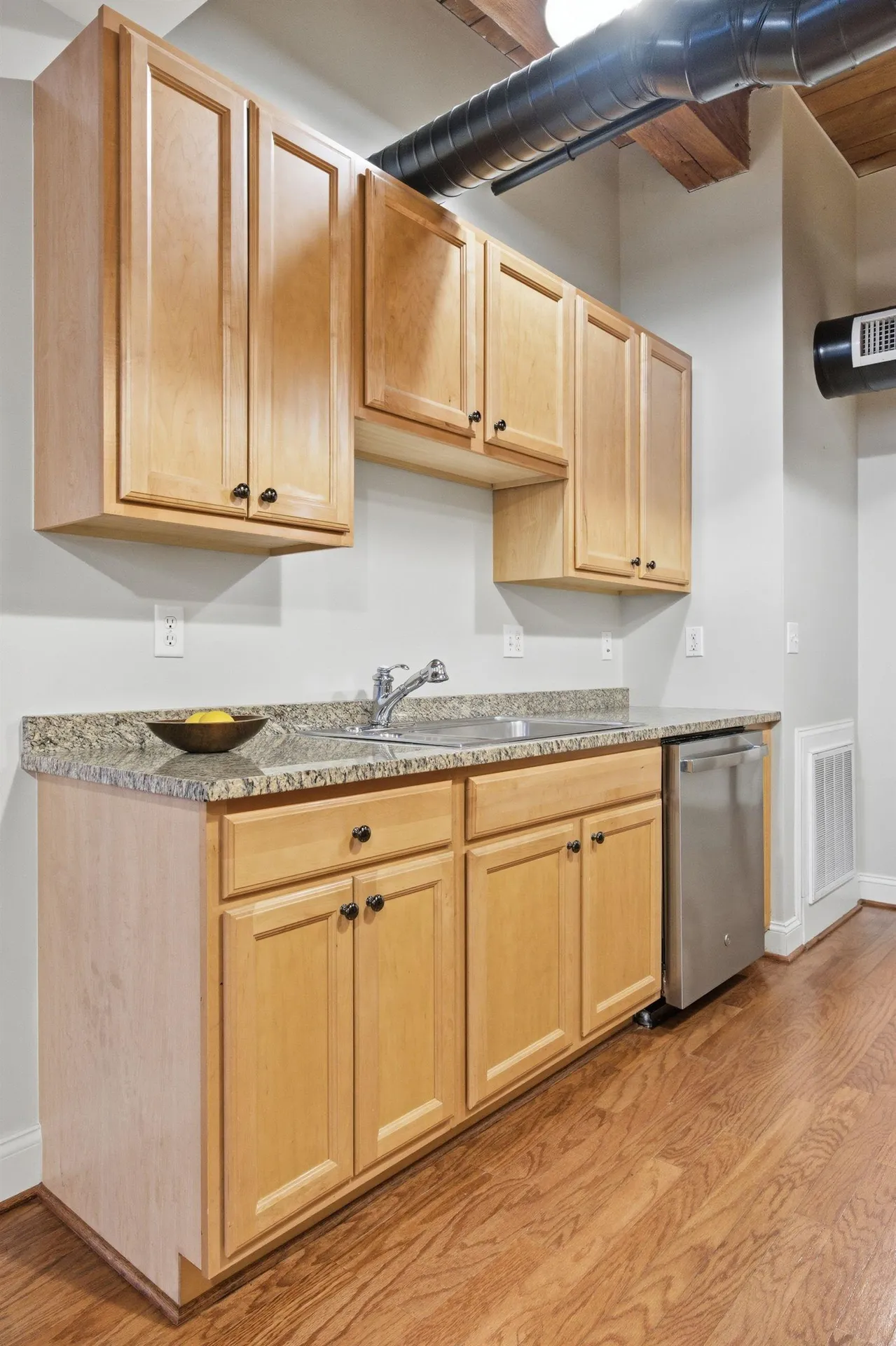 66 Landing Lane Laconia NH 03246