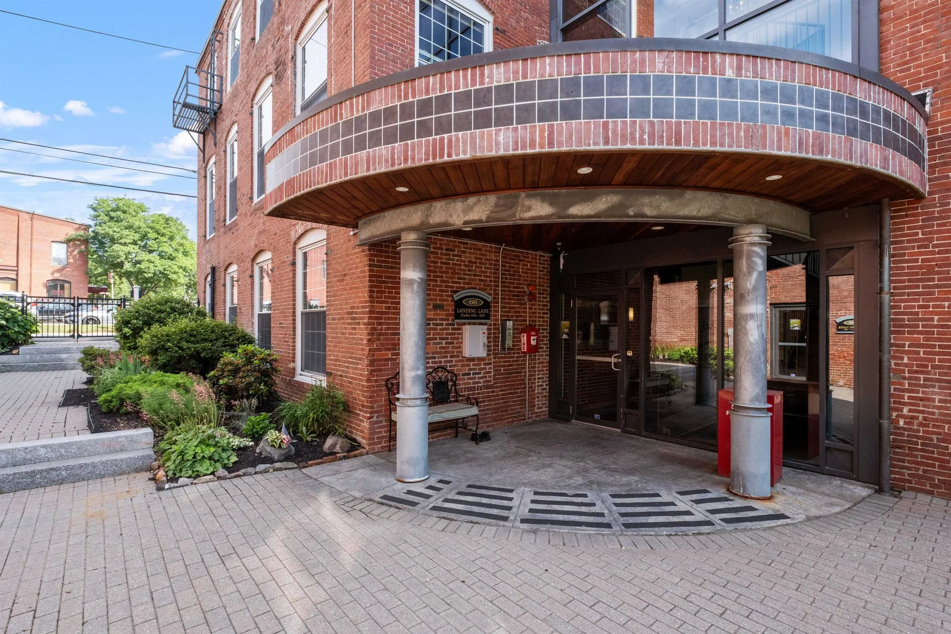 66 Landing Lane Laconia NH 03246