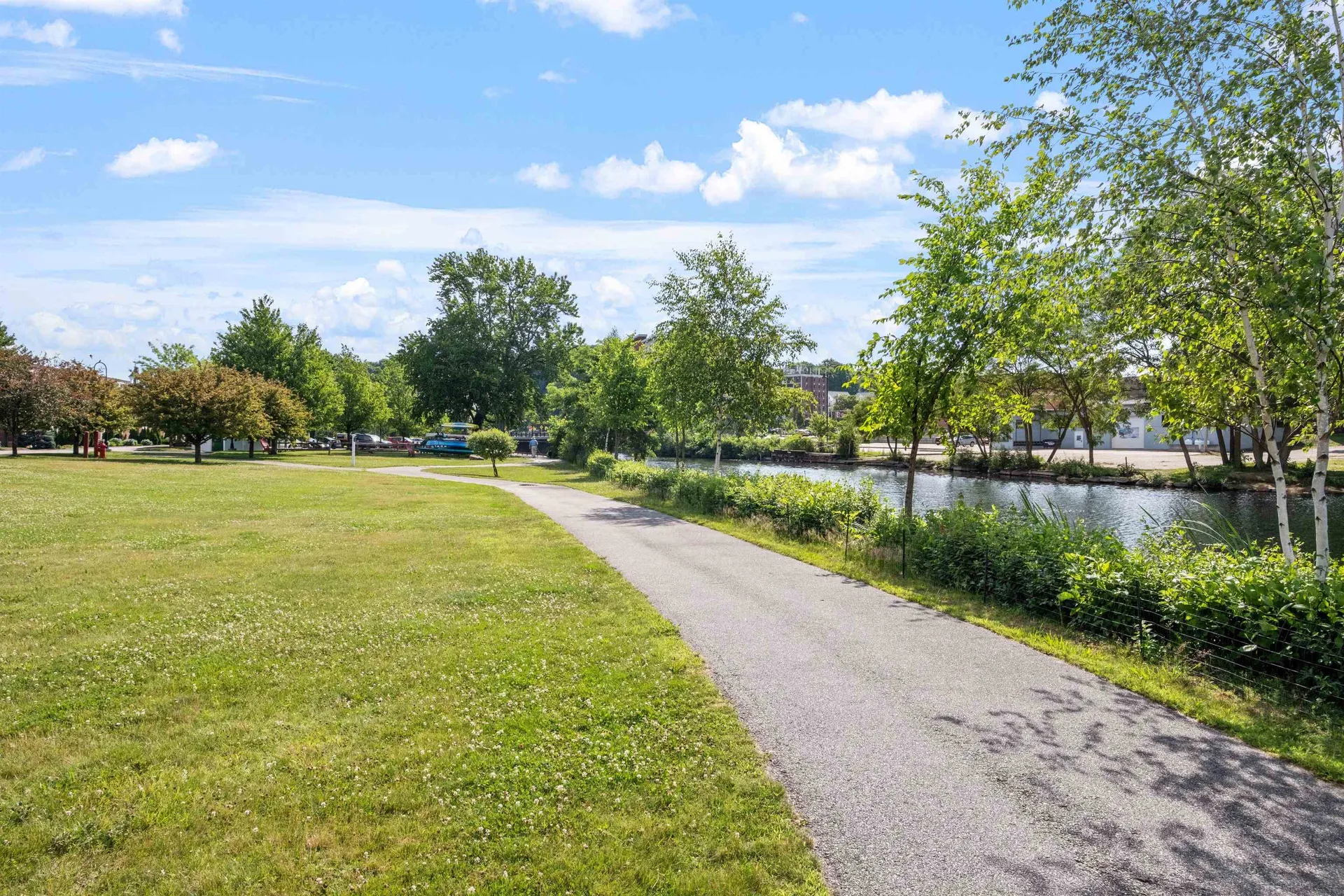 66 Landing Lane Laconia NH 03246