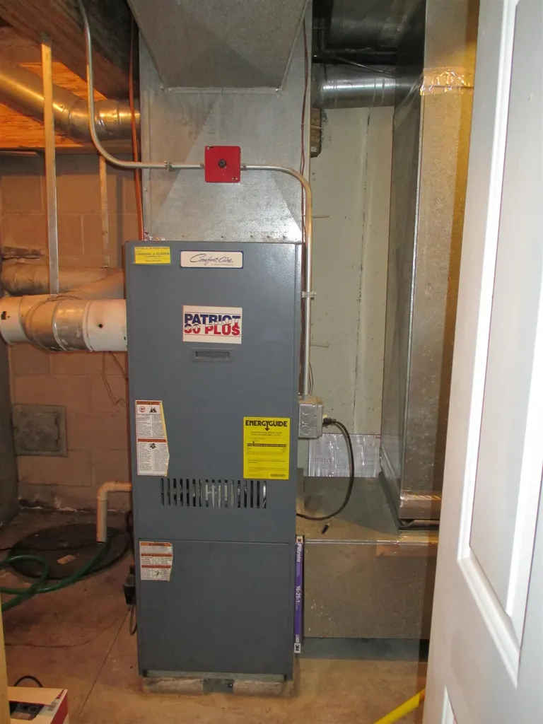 64 Jay Way Rochester NH 03868