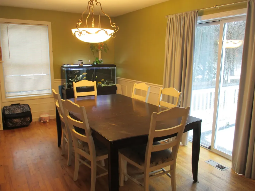 64 Jay Way Rochester NH 03868