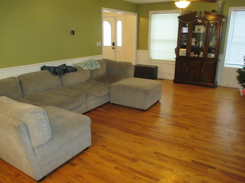 64 Jay Way Rochester NH 03868