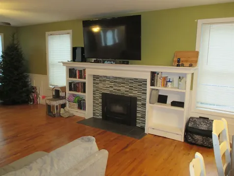 64 Jay Way Rochester NH 03868