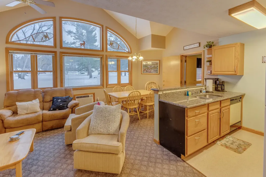 4 Jack O'lantern Drive Woodstock NH 03262