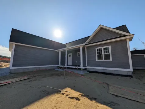 131 Merrimack Street Hooksett NH 03106