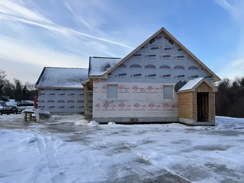 131 Merrimack Street Hooksett NH 03106