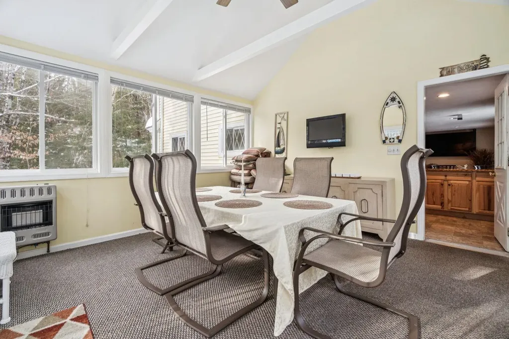 30 Hickory Lane Moultonborough NH 03254