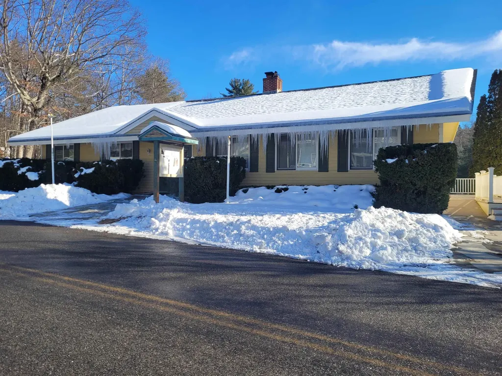 30 Hickory Lane Moultonborough NH 03254