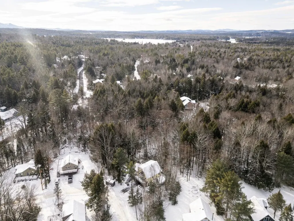 30 Hickory Lane Moultonborough NH 03254