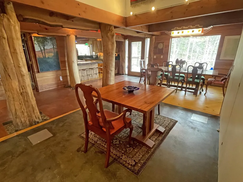 190 Upper Pines Road Warren VT 05674