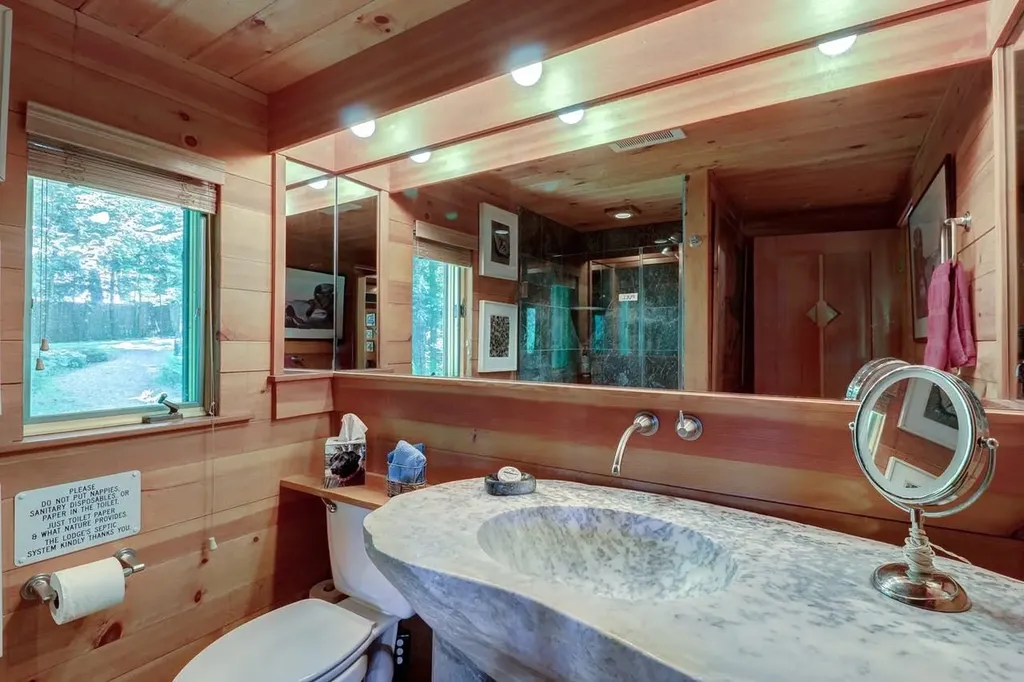 190 Upper Pines Road Warren VT 05674