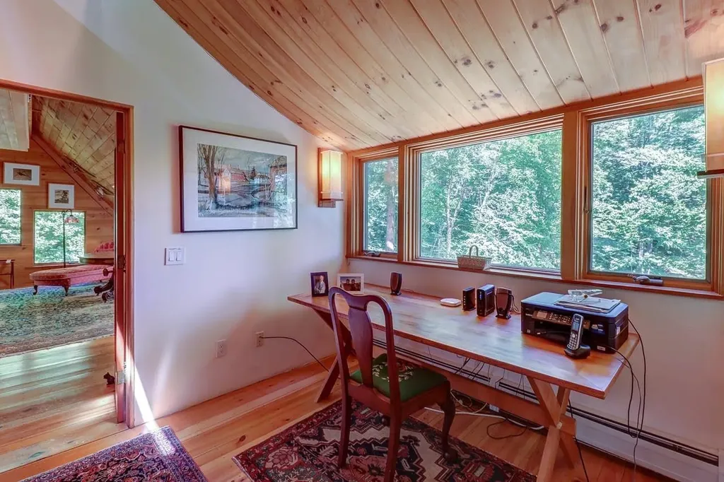 190 Upper Pines Road Warren VT 05674