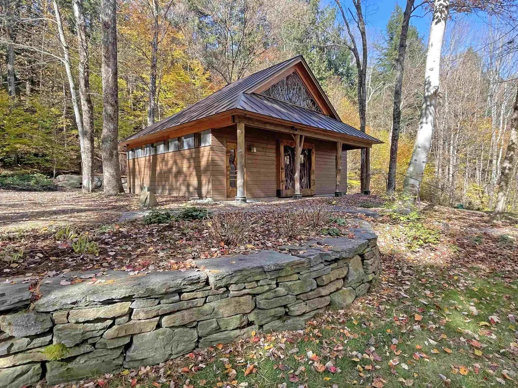 190 Upper Pines Road Warren VT 05674