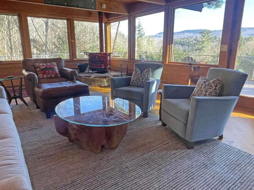 190 Upper Pines Road Warren VT 05674
