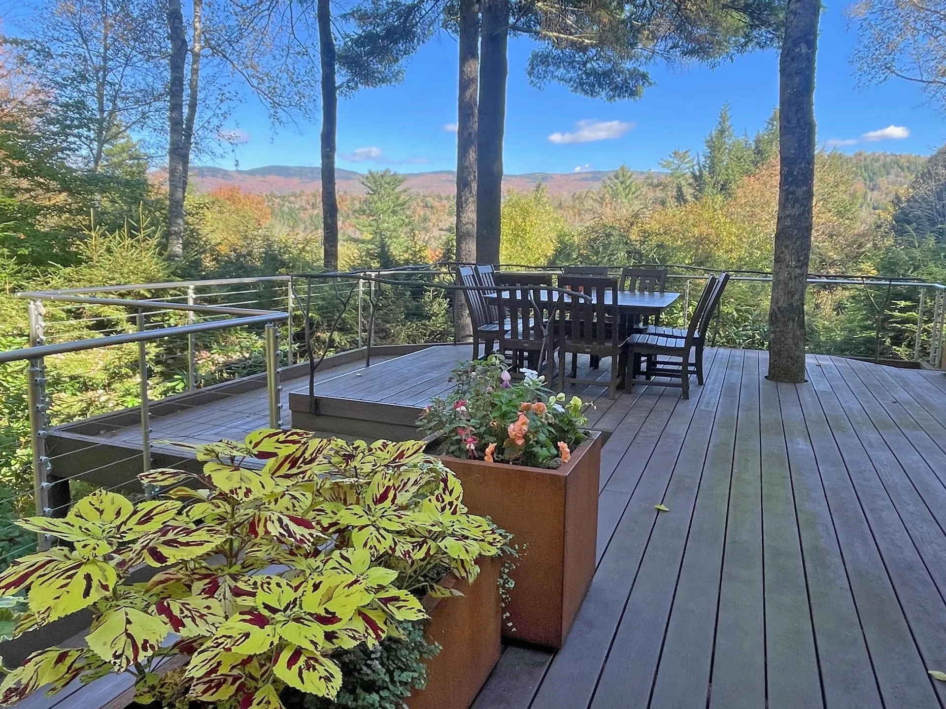 190 Upper Pines Road Warren VT 05674