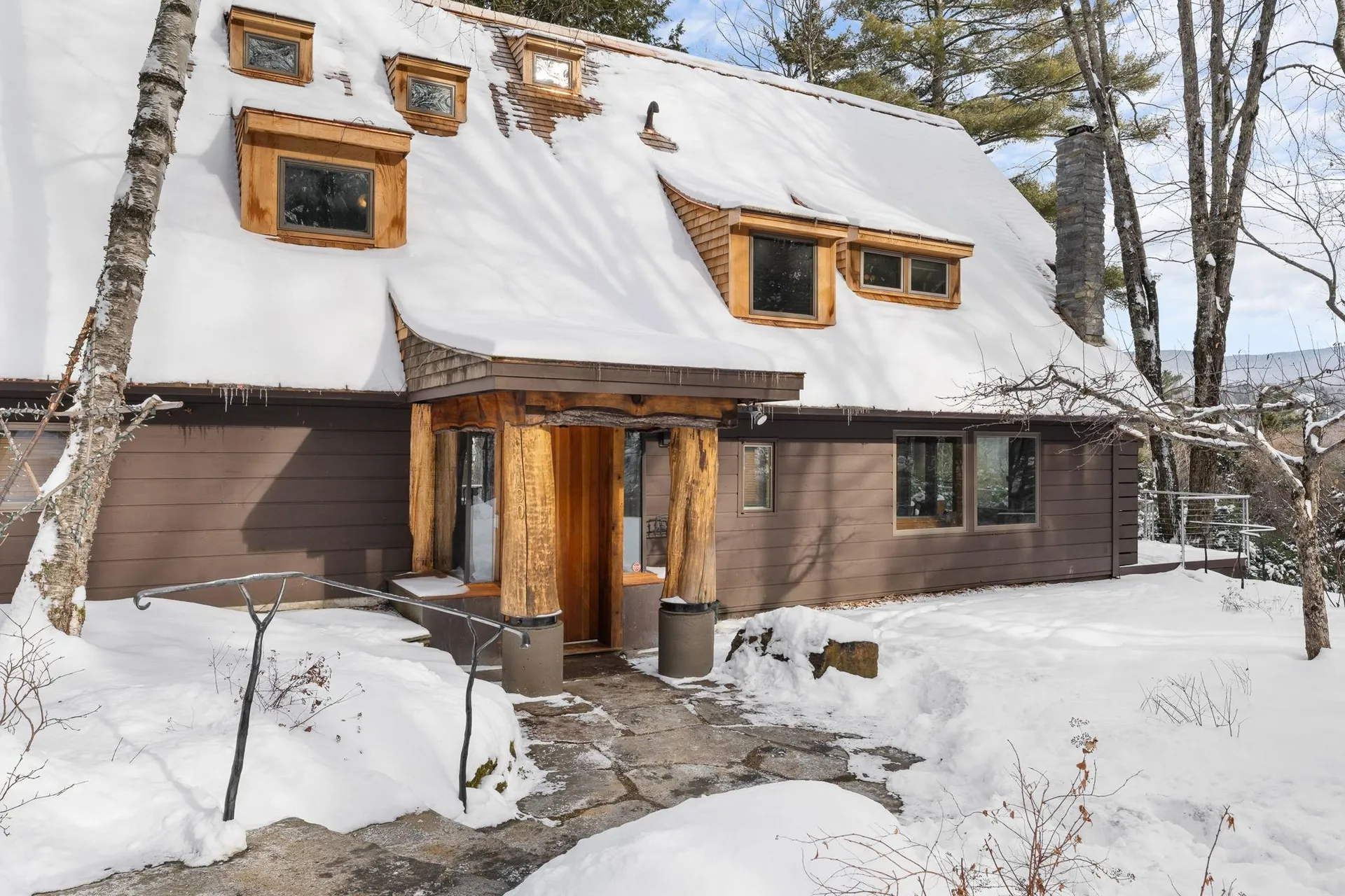 190 Upper Pines Road Warren VT 05674