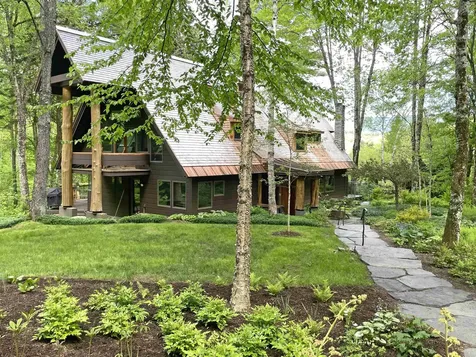190 Upper Pines Road Warren VT 05674