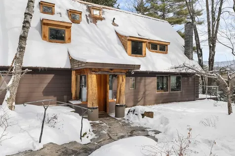 190 Upper Pines Road Warren VT 05674