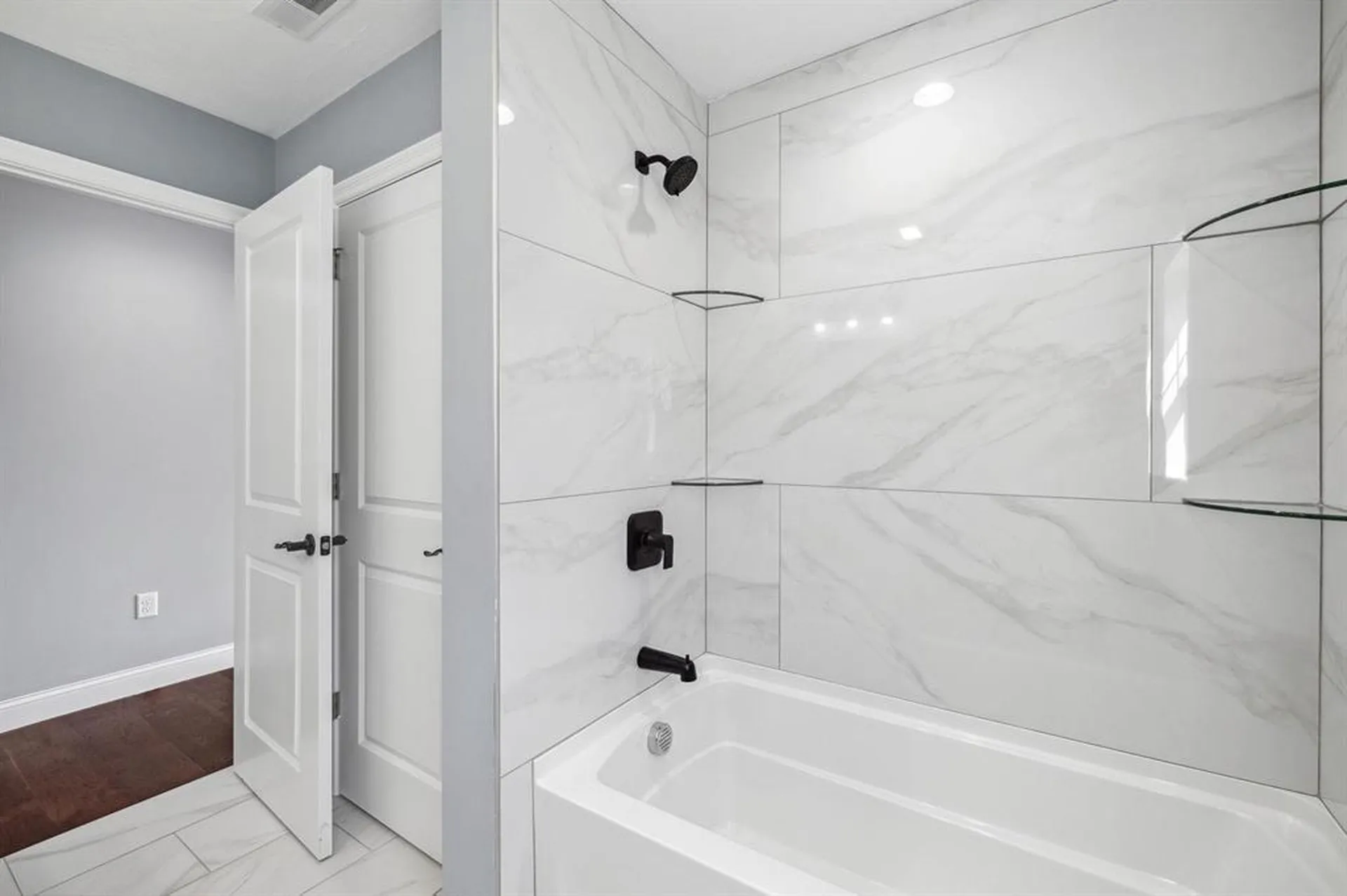 3 Kirk Street Nashua NH 03064