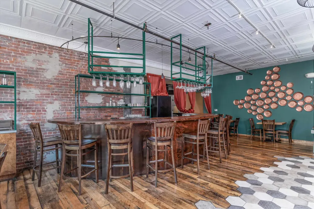 4 High Street Brattleboro VT 05301