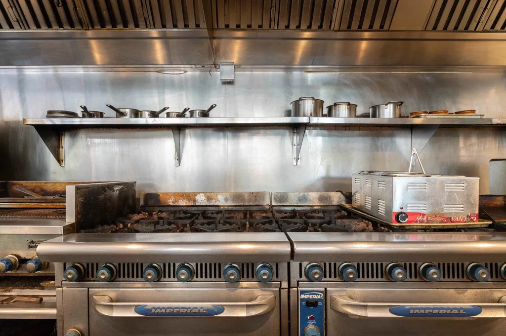 136 Main Street Brattleboro VT 05301