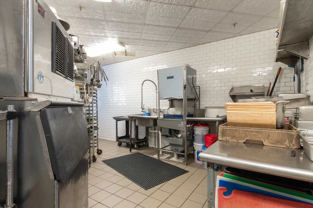 136 Main Street Brattleboro VT 05301