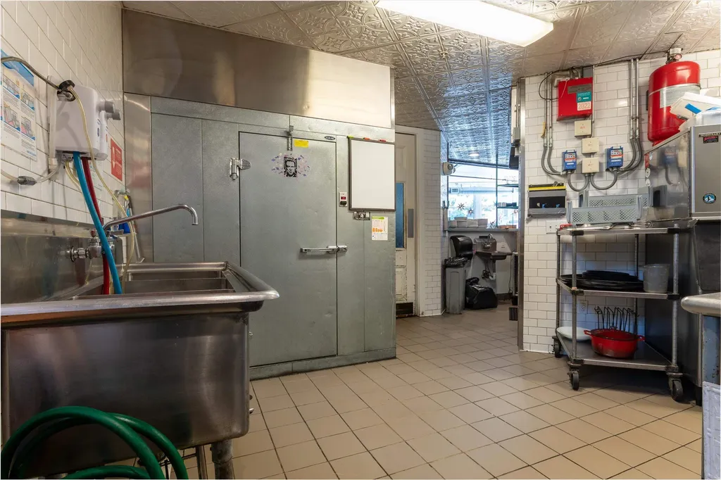 136 Main Street Brattleboro VT 05301