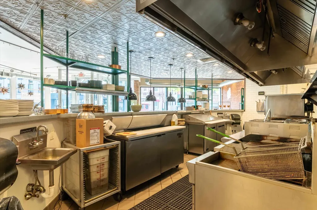 136 Main Street Brattleboro VT 05301