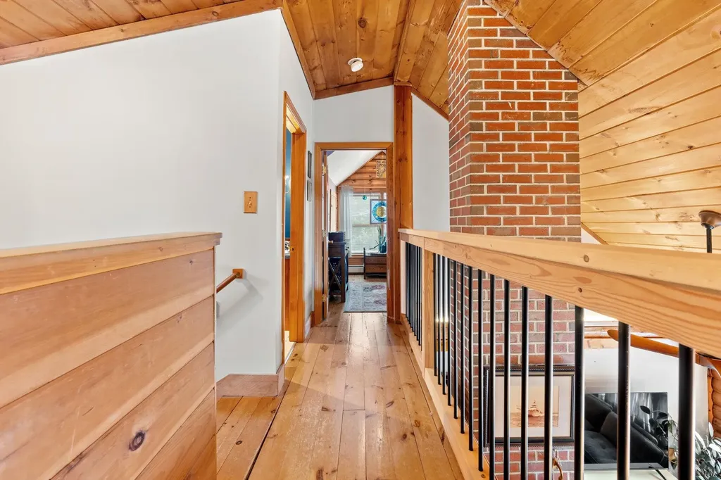 1 Oak Ridge Road Nottingham NH 03290