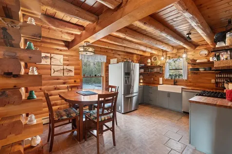 1 Oak Ridge Road Nottingham NH 03290