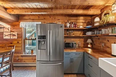 1 Oak Ridge Road Nottingham NH 03290