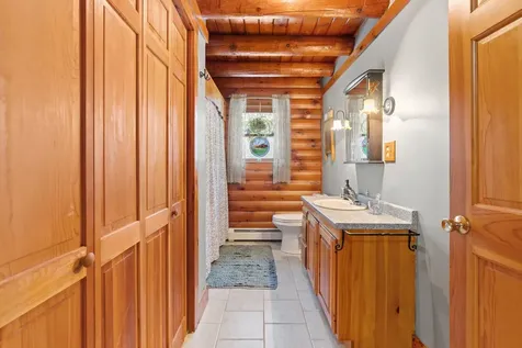 1 Oak Ridge Road Nottingham NH 03290