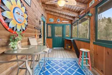 1 Oak Ridge Road Nottingham NH 03290