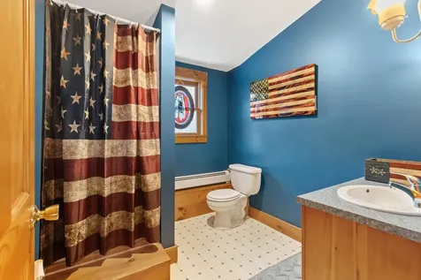 1 Oak Ridge Road Nottingham NH 03290