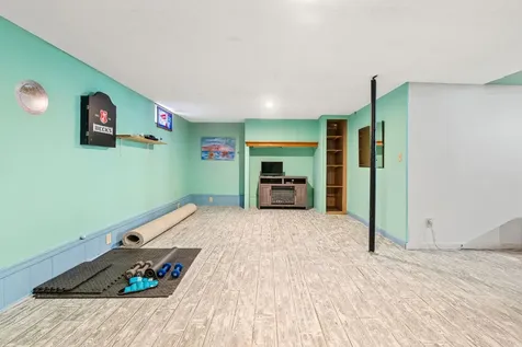 1 Oak Ridge Road Nottingham NH 03290