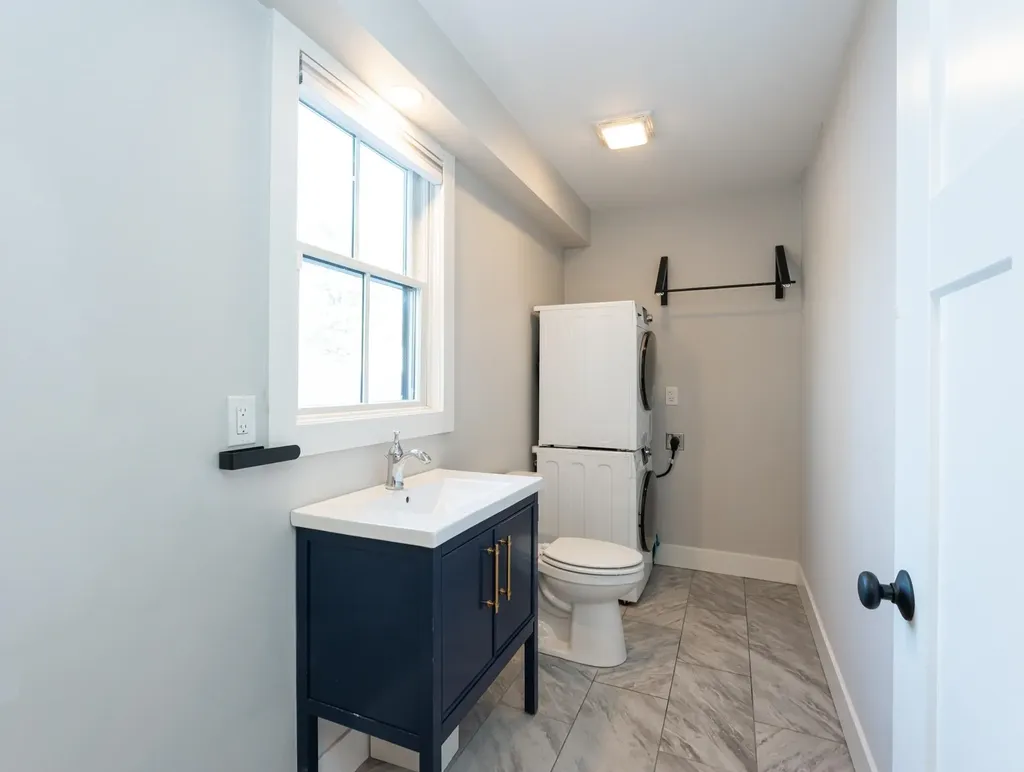 56 Maple Street Hopkinton NH 03229