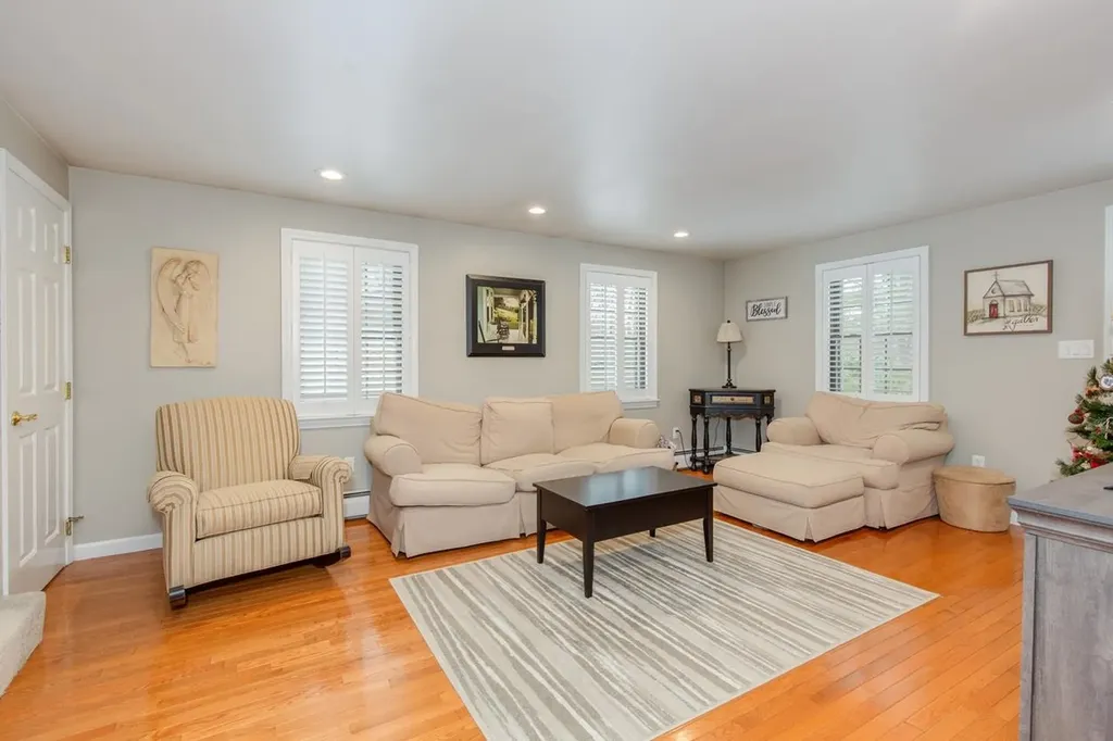 13 Kilrea Road Derry NH 03038