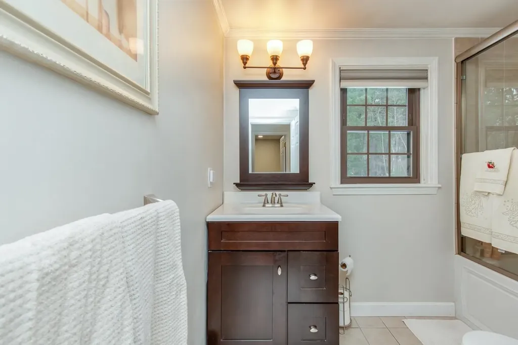 13 Kilrea Road Derry NH 03038