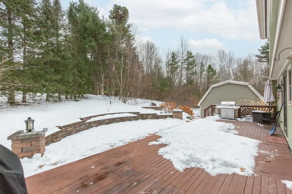 13 Kilrea Road Derry NH 03038