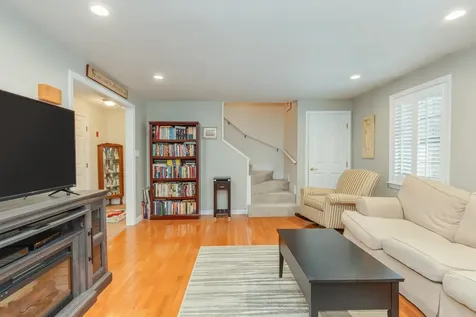 13 Kilrea Road Derry NH 03038