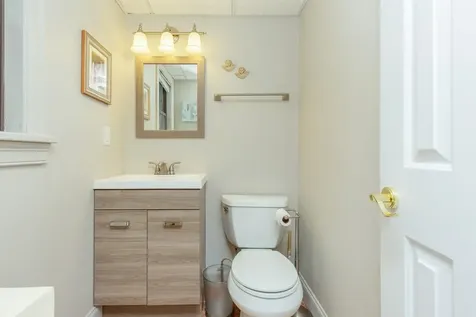 13 Kilrea Road Derry NH 03038