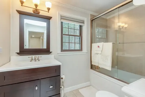 13 Kilrea Road Derry NH 03038