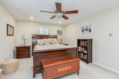 13 Kilrea Road Derry NH 03038